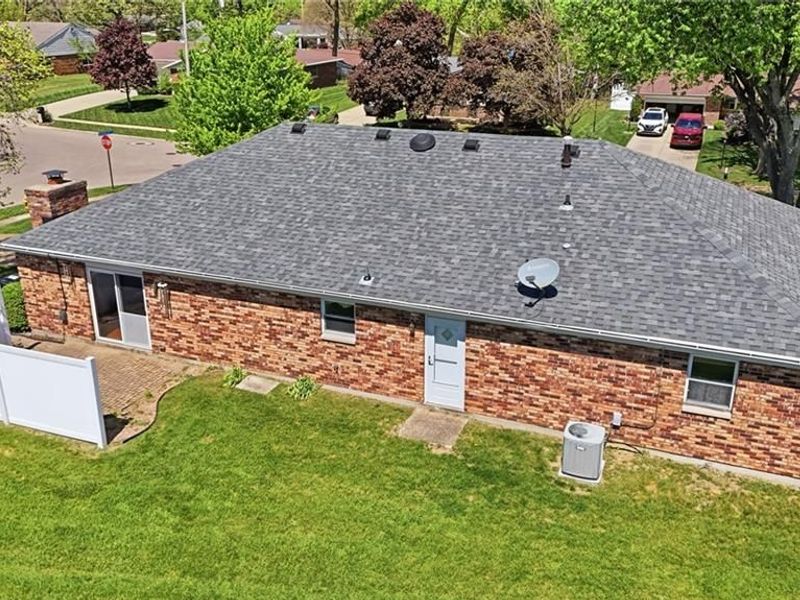 152 Lake Forest Drive, West Carrollton, OH 45449 Photo 3