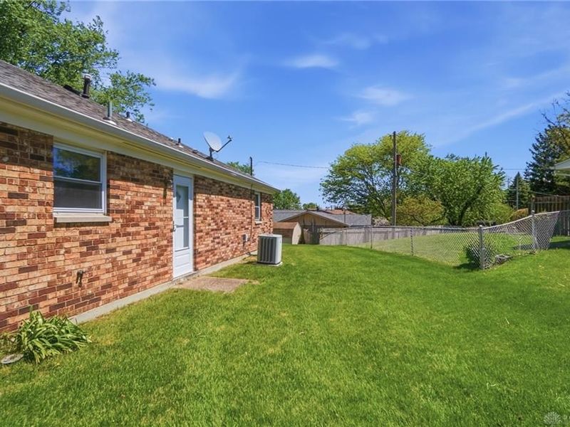 152 Lake Forest Drive, West Carrollton, OH 45449 Photo 48