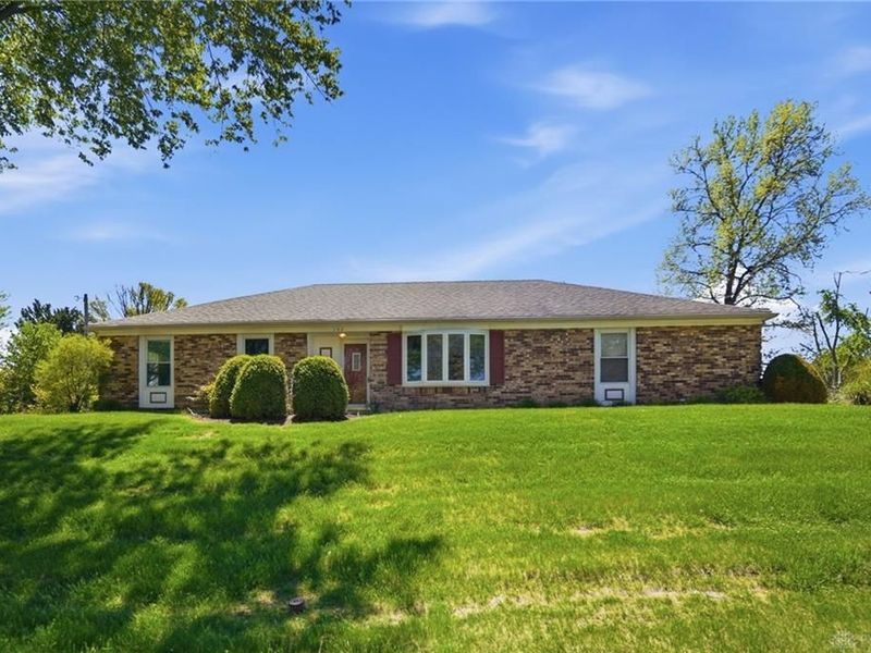 152 Lake Forest Drive, West Carrollton, OH 45449 Photo 5