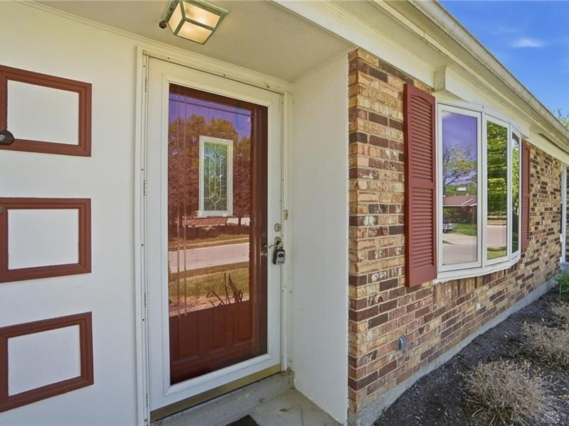 152 Lake Forest Drive, West Carrollton, OH 45449 Photo 8