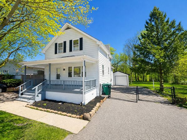 1911 Hebron Avenue , Zion, IL 60099