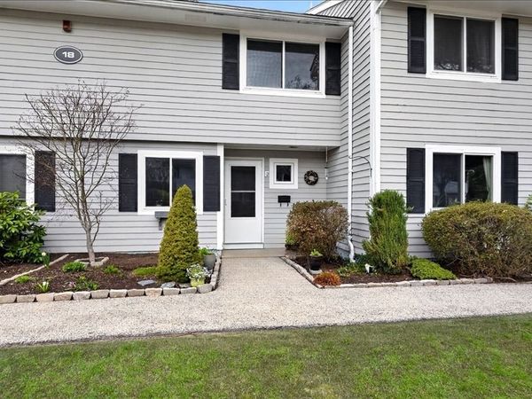 18 Beals Cove Road, Unit F, Hingham, MA 02043