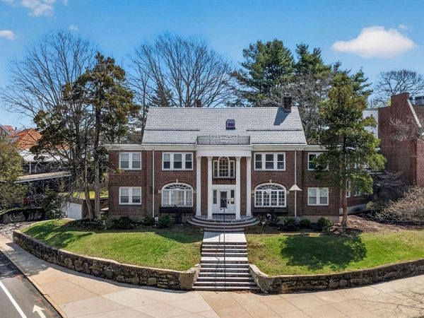 332 Jamaicaway, Unit 3, Boston, MA 02130