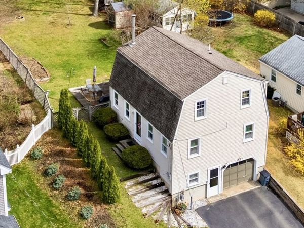 34 Maple Rd, Westford, MA 01886