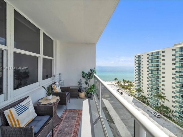 3725 S Ocean Dr , Unit 1220, Hollywood, FL 33019