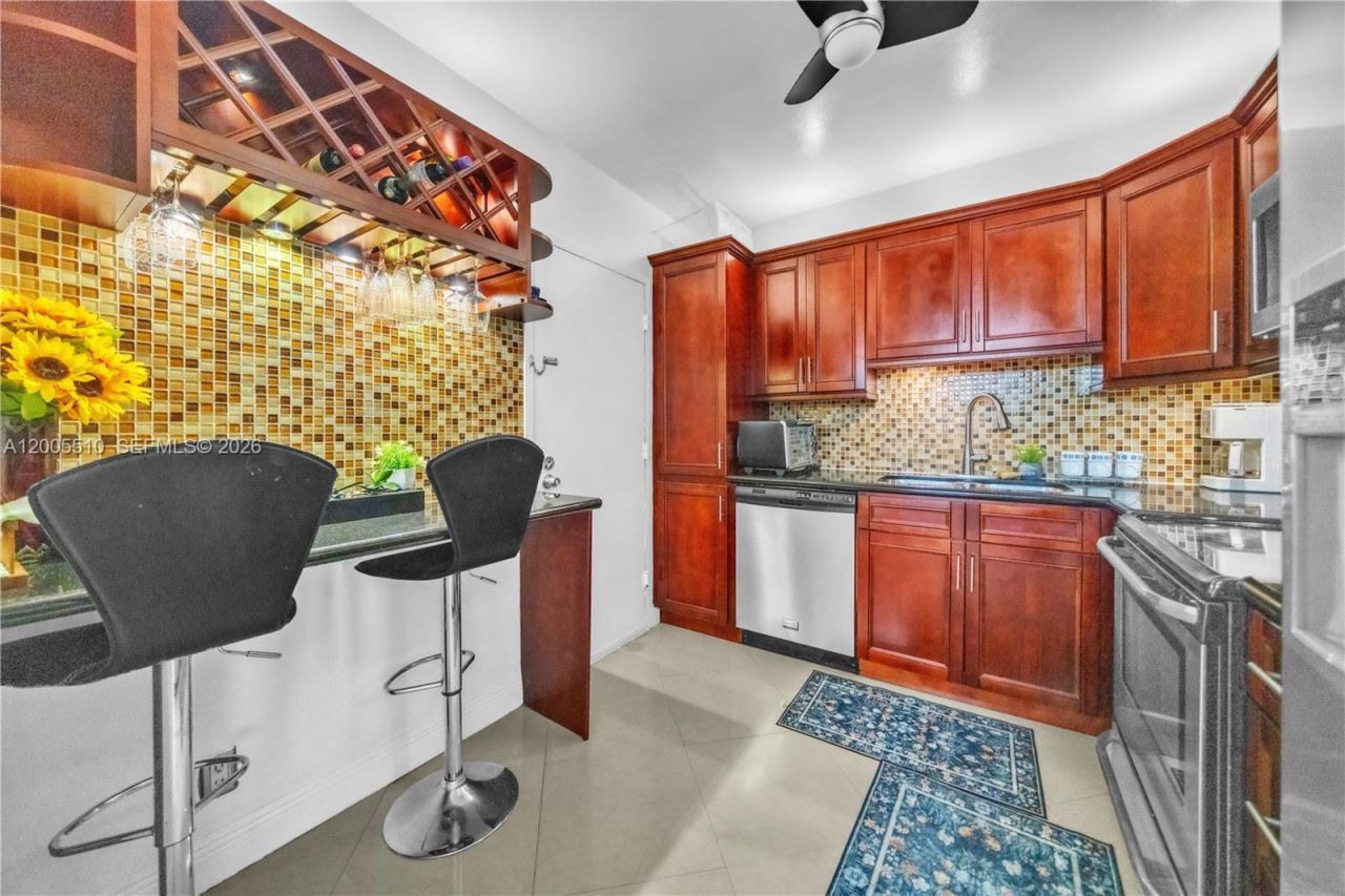 3725 S Ocean Dr , Unit 1220, Hollywood, FL 33019 Photo