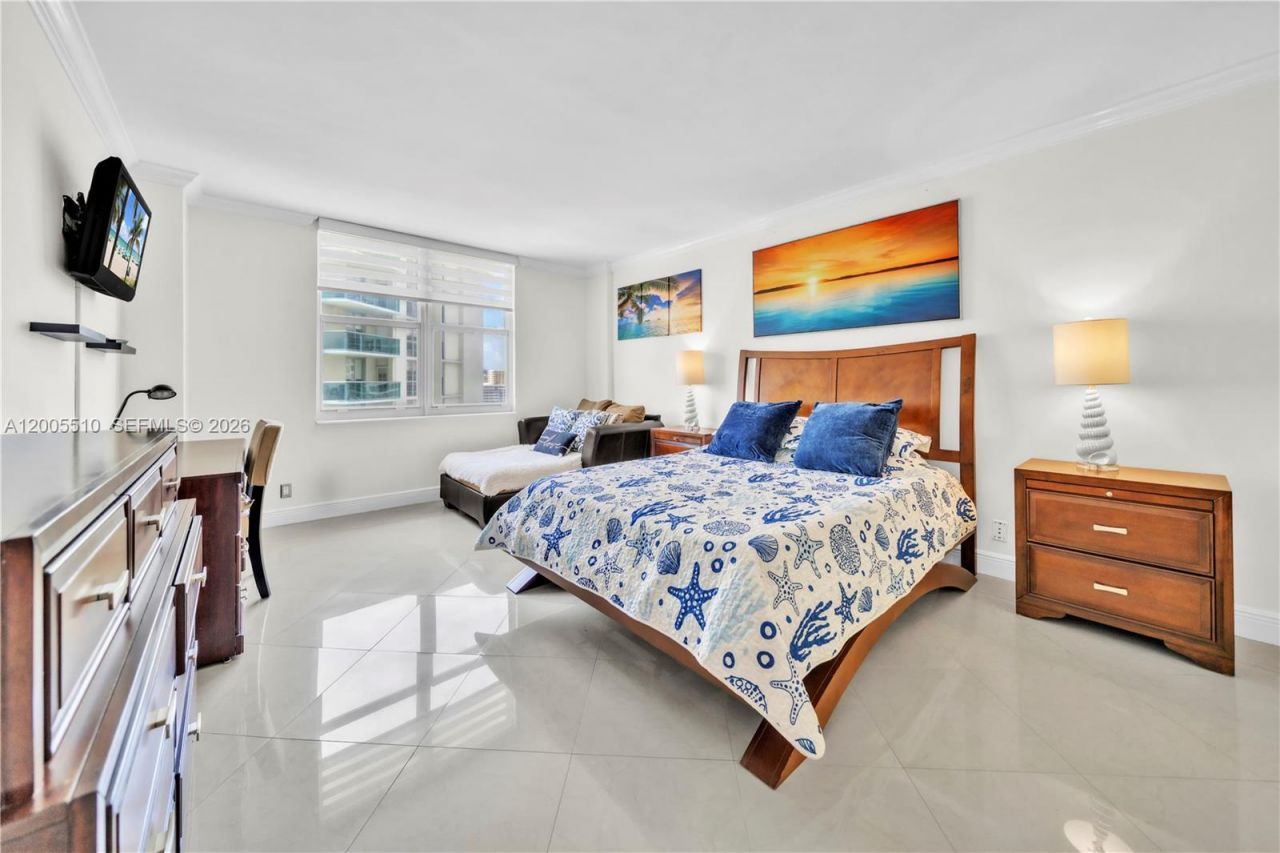 3725 S Ocean Dr , Unit 1220, Hollywood, FL 33019 Photo
