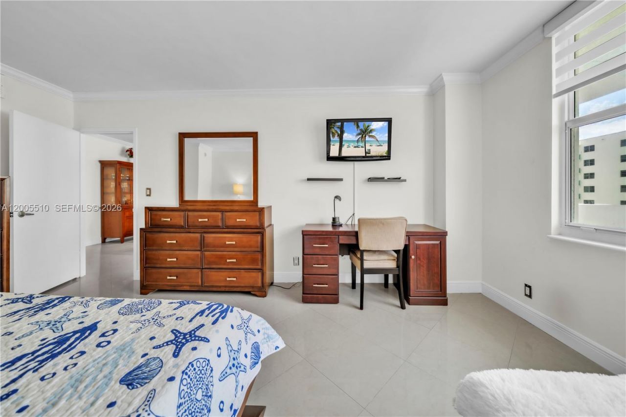 3725 S Ocean Dr , Unit 1220, Hollywood, FL 33019 Photo