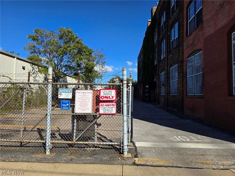 1667 E 40th Street, Cleveland, OH 44103 Photo 2