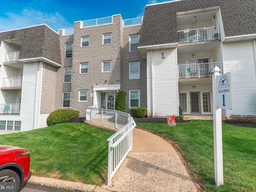 1000 CENTENNIAL STATION DRIVE, WARMINSTER, PA 18974