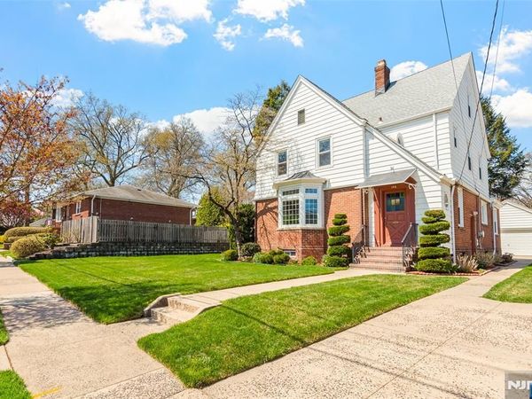 146 Irving Place, RUTHERFORD, NJ 07070