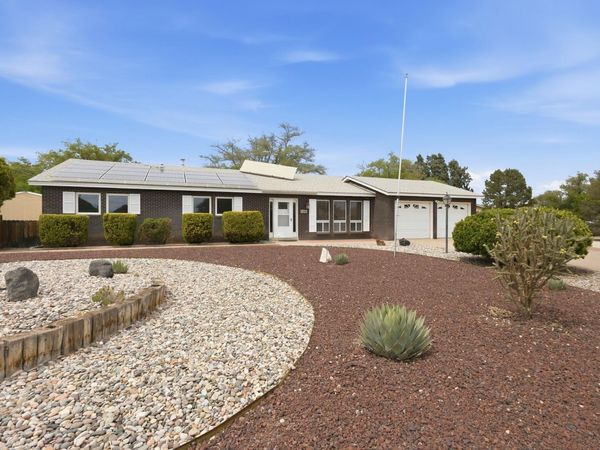 3301 May Circle SE, Albuquerque, NM 87124