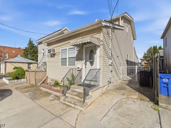270 Westervelt Pl, Lodi, NJ 07644