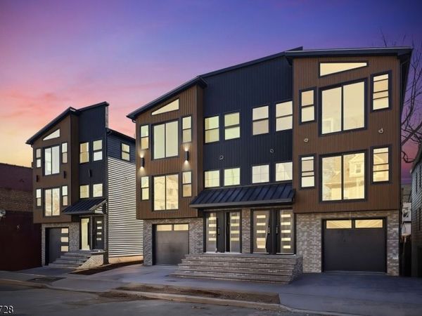 130 N 17Th St, East Orange, NJ 07017