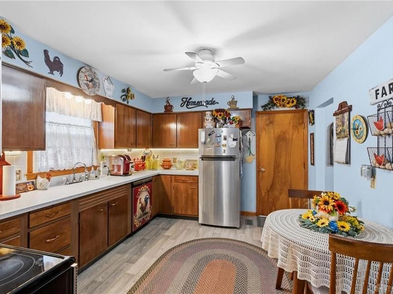 686 Kathryn Drive, Wilmington, OH 45177 Photo 10