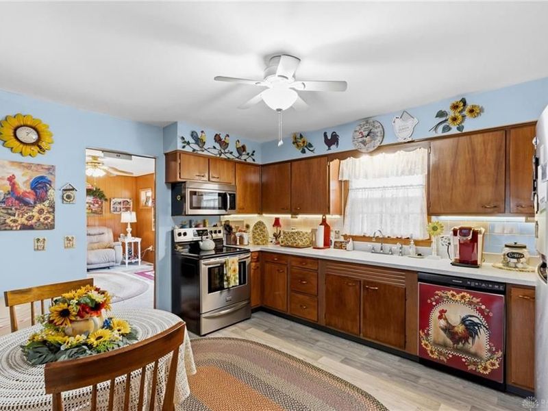 686 Kathryn Drive, Wilmington, OH 45177 Photo 11