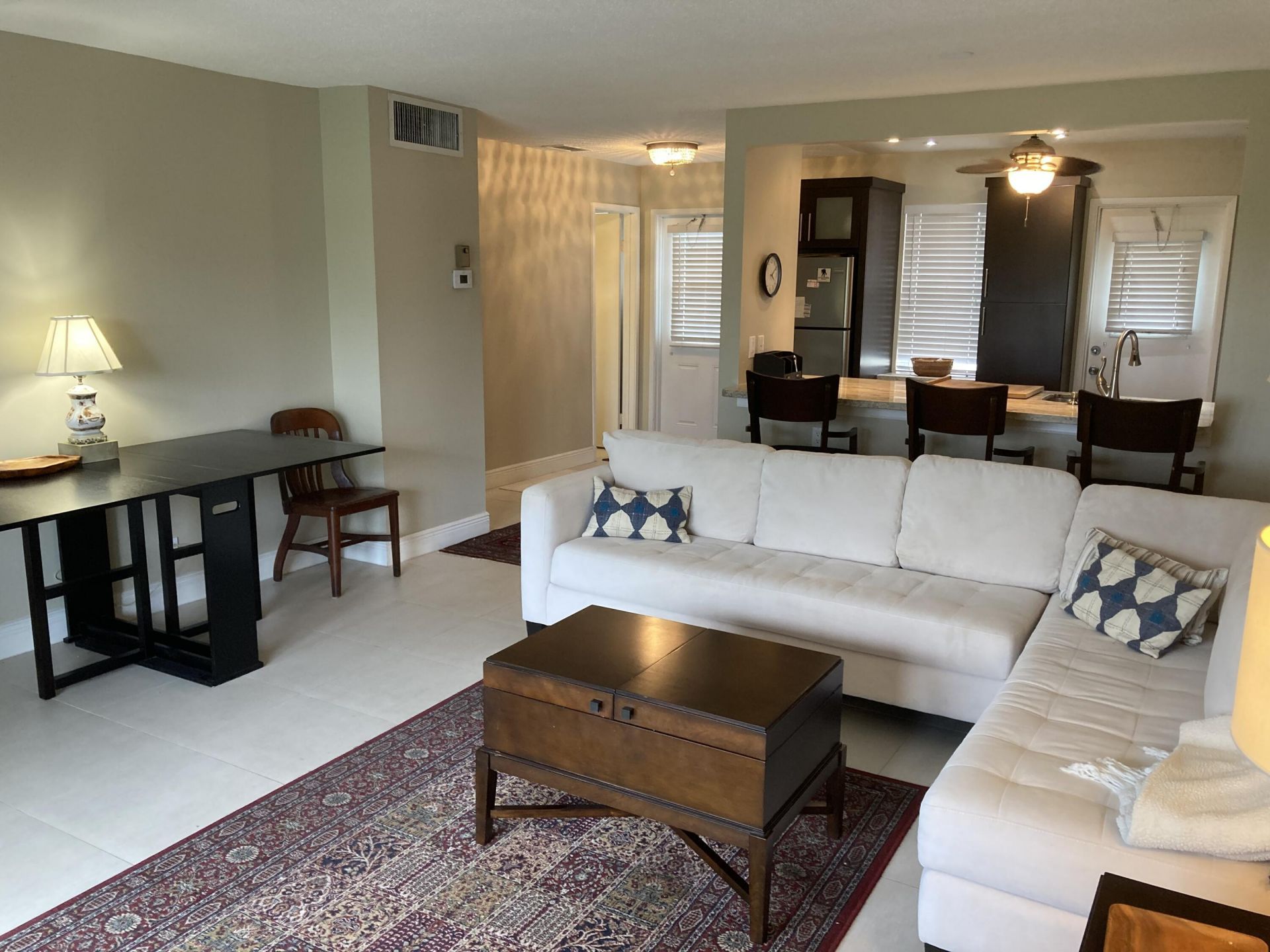 500 NE 14th Avenue Ne, Unit 404, Hallandale Beach, FL 33009 Photo