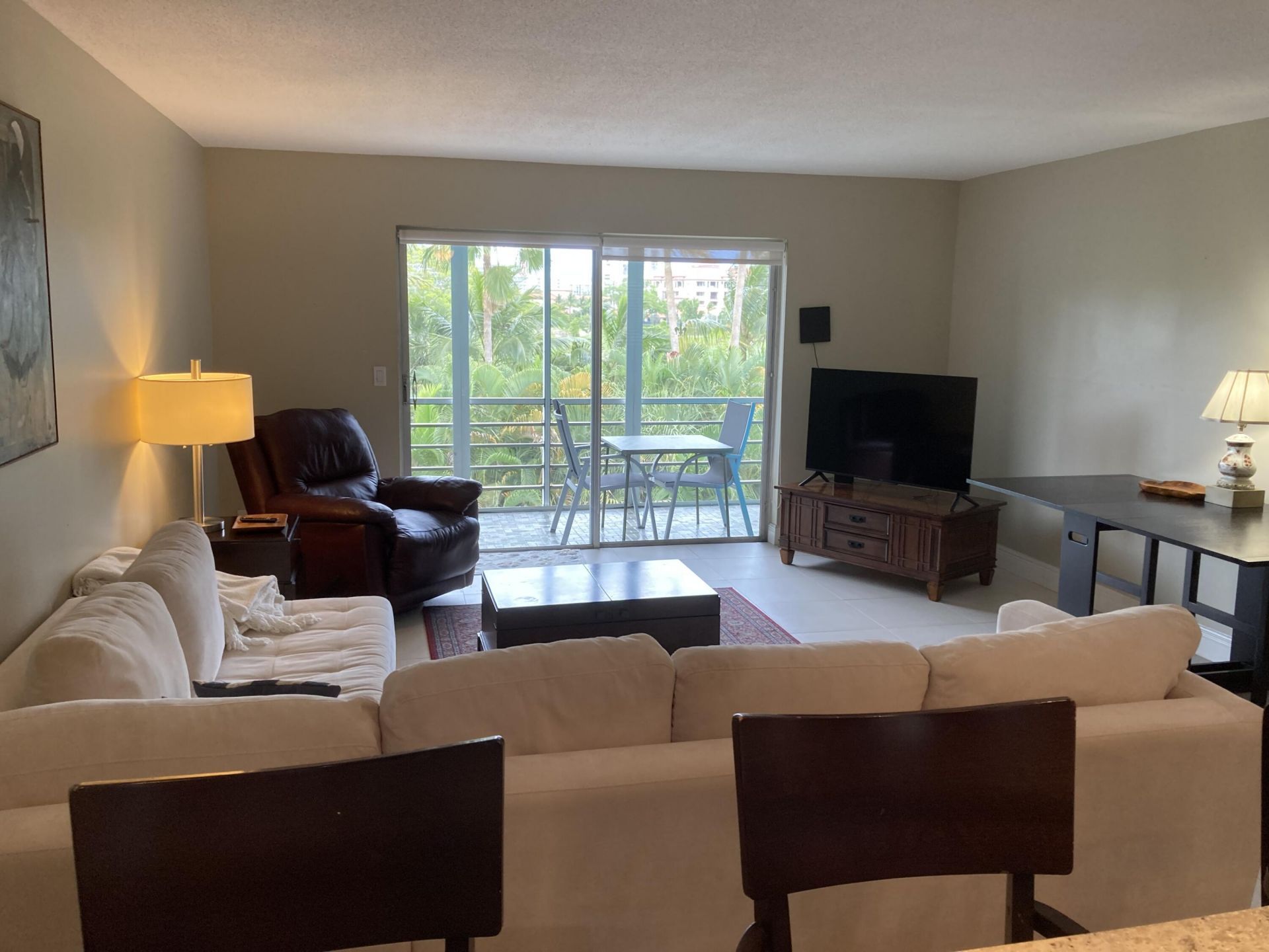 500 NE 14th Avenue Ne, Unit 404, Hallandale Beach, FL 33009 Photo