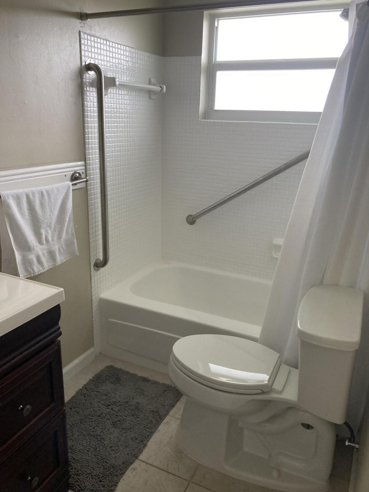 500 NE 14th Avenue Ne, Unit 404, Hallandale Beach, FL 33009 Photo