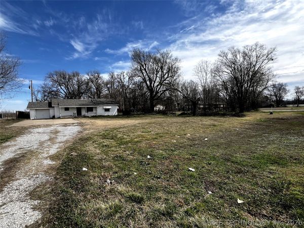 16847 S Memorial Drive , Bixby, OK 74008