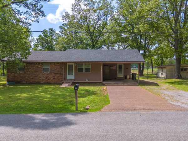 110 Carousel Road, Batesville, AR 72501