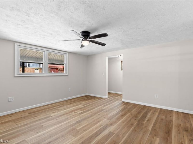 412 Concord Street, Martins Ferry, OH 43935 Photo 5