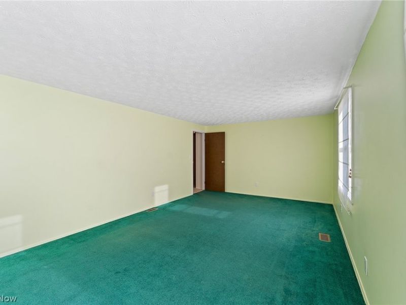 2085 Woodland Trace Street, Austintown, OH 44515 Photo 31