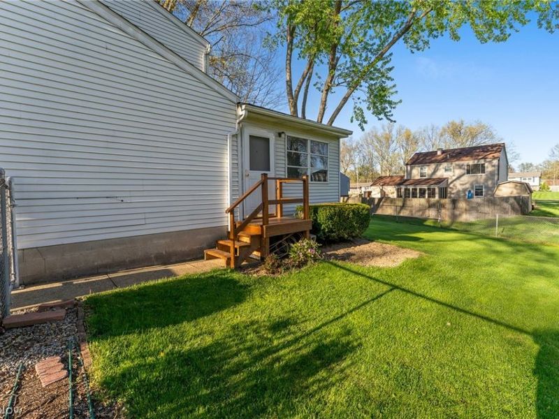 2085 Woodland Trace Street, Austintown, OH 44515 Photo 35