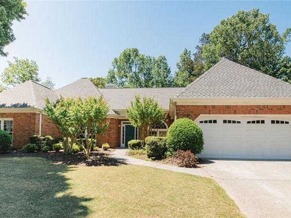 1327 Hadaway Trail , Lawrenceville, GA 30043