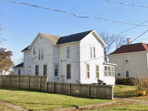 83 Garfield Avenue , Galesburg, IL 61401