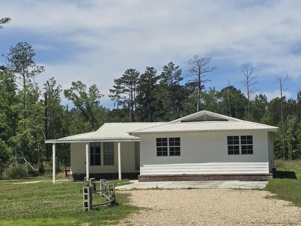 36325 Walker North Rd, Walker, LA 70785