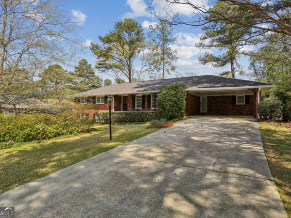 2888 Bonanza Drive, Decatur, GA 30033