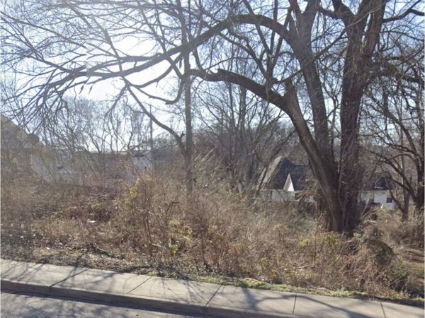 915 40th Ave N, Nashville, TN 37209