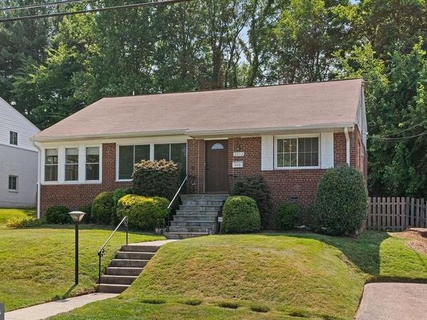 9212 CHANUTE DRIVE , BETHESDA, MD 20814