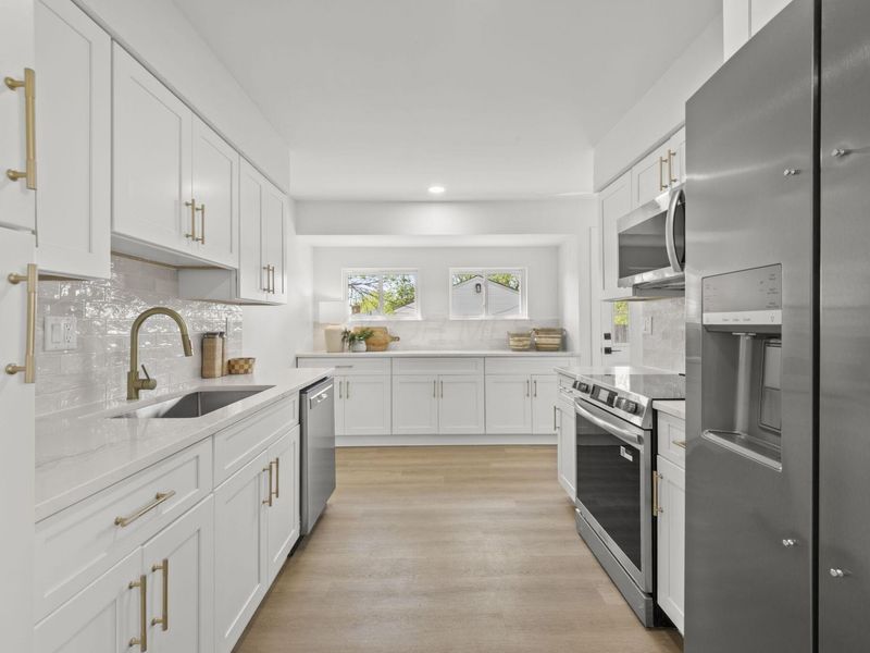 1071 Loring Road, Columbus, OH 43224 Photo 10