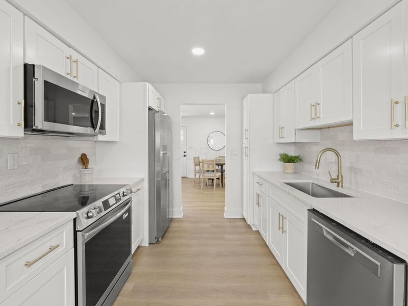 1071 Loring Road, Columbus, OH 43224 Photo 11