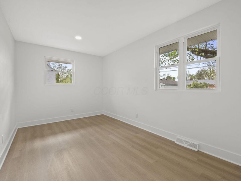 1071 Loring Road, Columbus, OH 43224 Photo 20