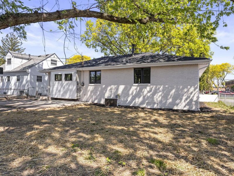 1071 Loring Road, Columbus, OH 43224 Photo 32