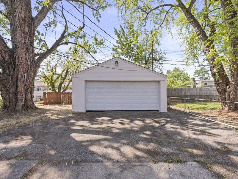 1071 Loring Road, Columbus, OH 43224 Photo 36