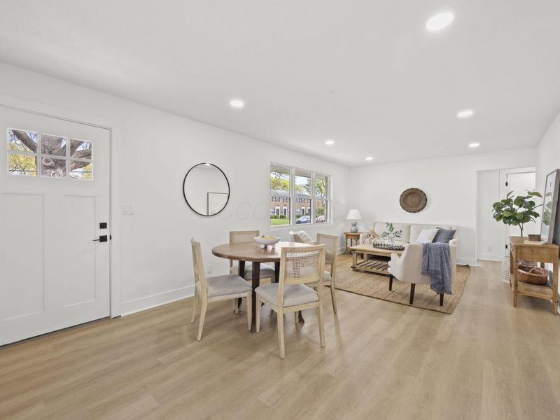 1071 Loring Road, Columbus, OH 43224 Photo 4