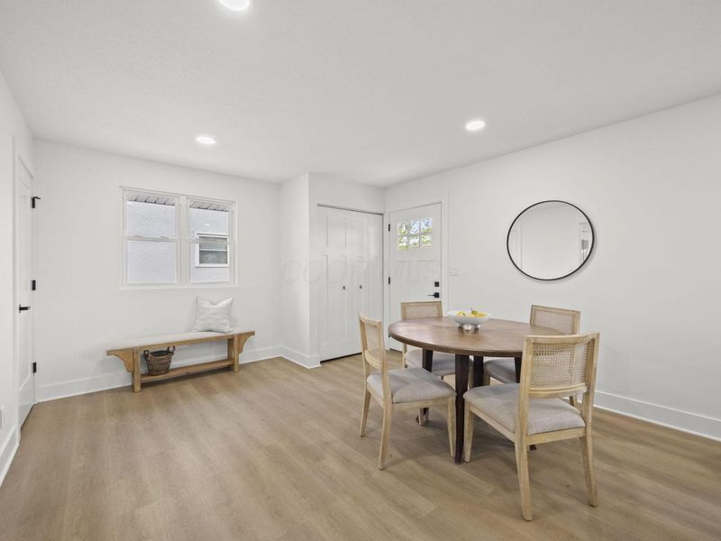 1071 Loring Road, Columbus, OH 43224 Photo 5