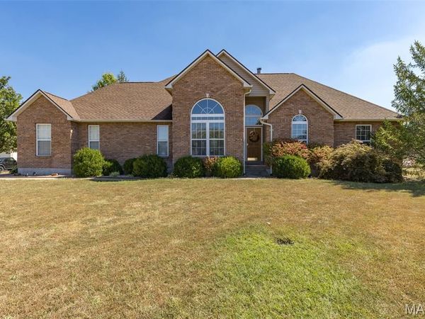 1450 Fox Glove, Farmington, MO 63640