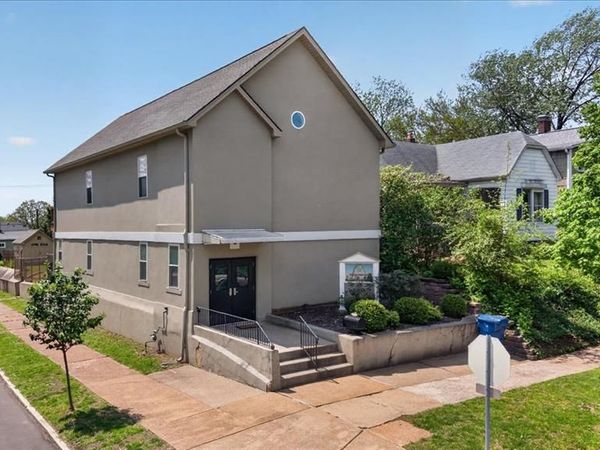 6420 Marmaduke Avenue , St Louis, MO 63139