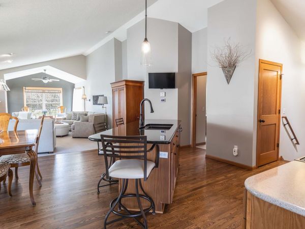 6161 Boulder Ridge Drive, Rockford, MN 55373