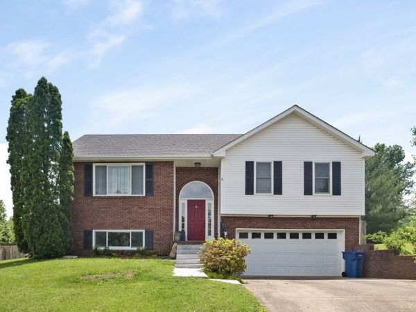 3418 Poplar Hl, Clarksville, TN 37043