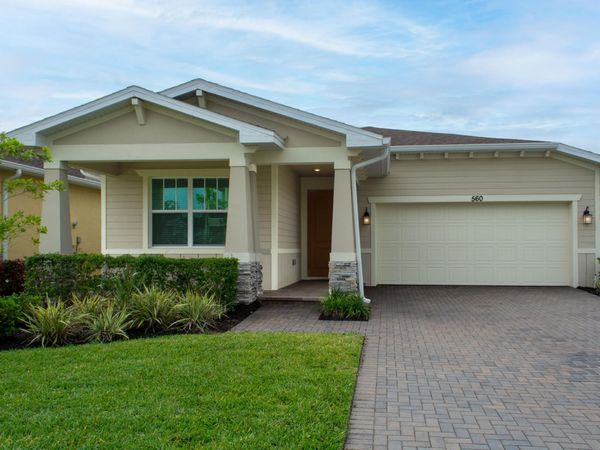 560 Veridian Circle NW, Palm Bay, FL 32907