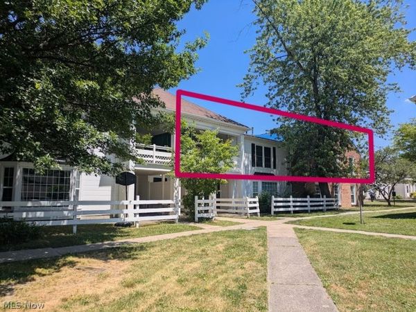 25 Trenton Square, Unit T-54, Euclid, OH 44143