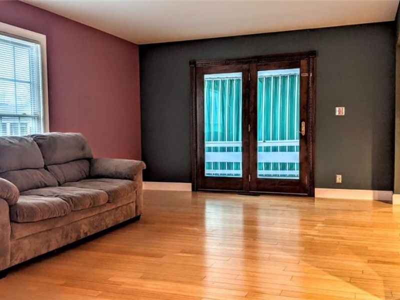 25 Trenton Square, Euclid, OH 44143 Photo 12