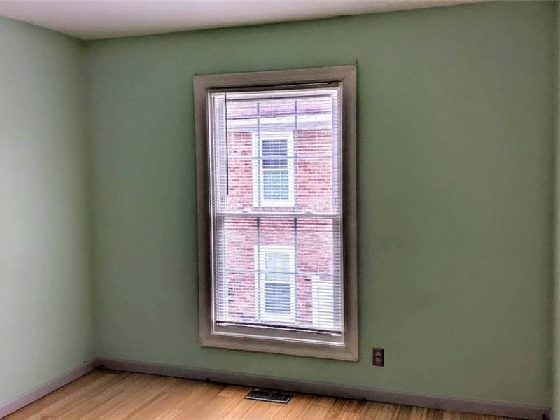 25 Trenton Square, Euclid, OH 44143 Photo 19