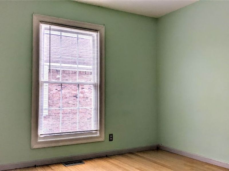 25 Trenton Square, Euclid, OH 44143 Photo 20